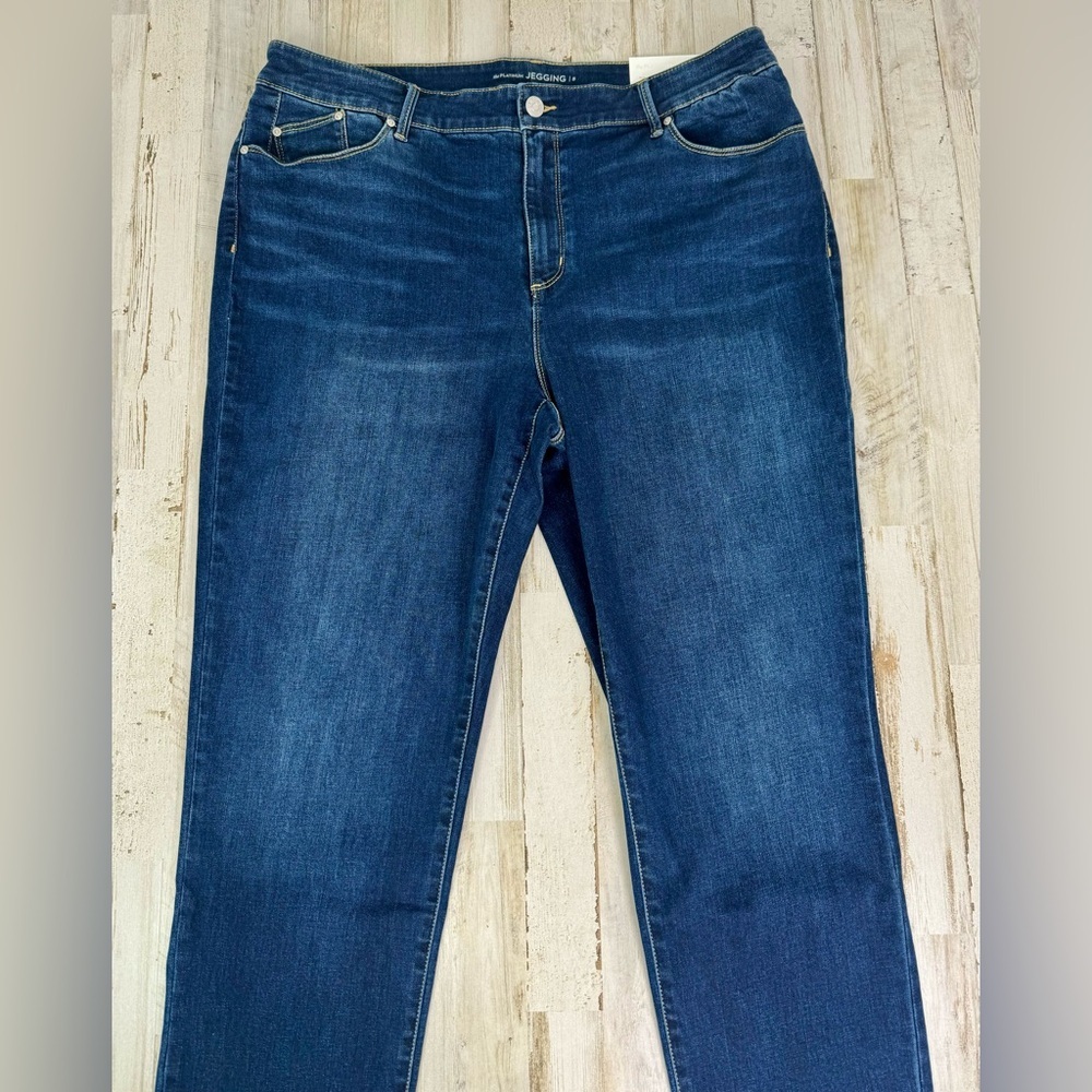 CHICO’S The Platinum Jeggings 3 Blue Denim Slim Tapered Fit NWT - Picture 3 of 10